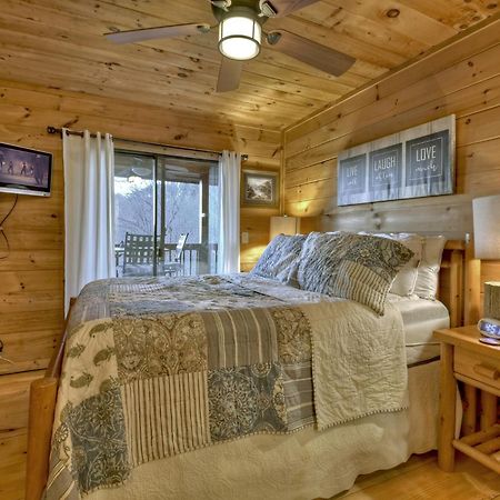 Talking Leaves Hot Tub Firepit And Comfy King Beds Villa Ellijay Exterior photo