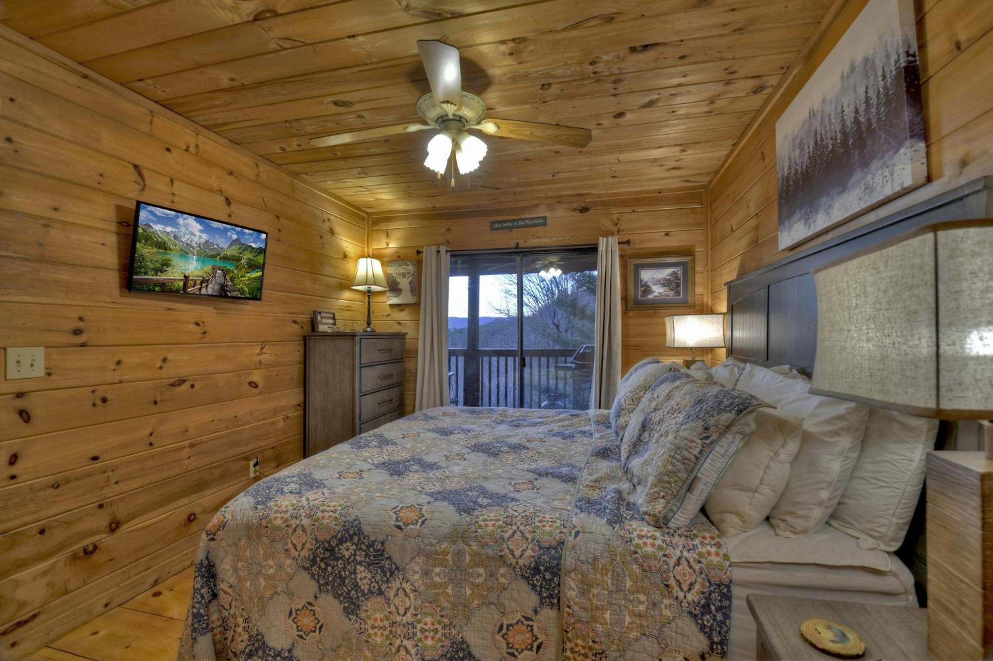 Talking Leaves Hot Tub Firepit And Comfy King Beds Villa Ellijay Exterior photo